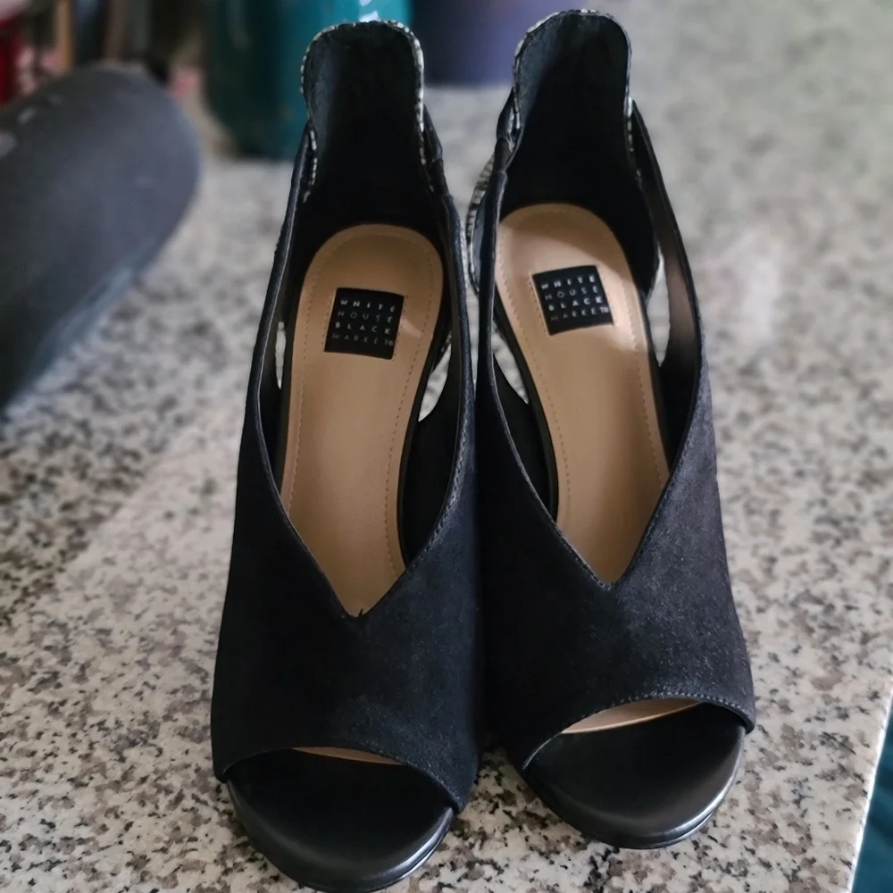 Snakeskin WHBM Heels - Picture 1 of 5
